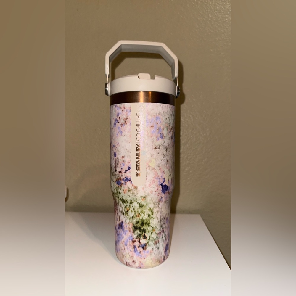 *SOLD* Stanley x Calia IceFlow Tumbler 30oz NEW